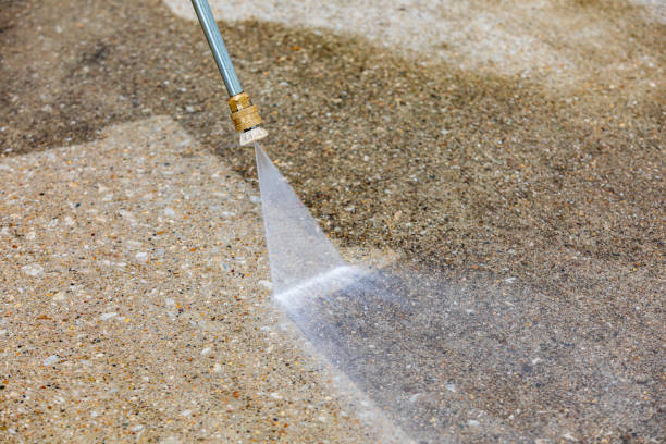 Best Pool Deck Cleaning  in Pecan Plantation, TX